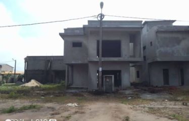 ABIDJAN BINGERVILLE: 6-room duplex house for sale
