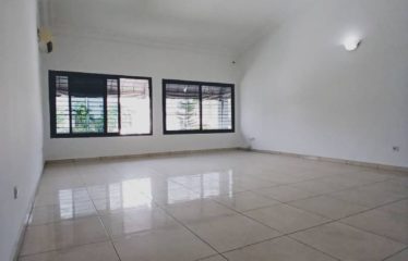 ABIDJAN COCODY : Location villa duplex 9 pièces