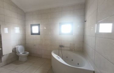 ABIDJAN COCODY : Location villa duplex 9 pièces