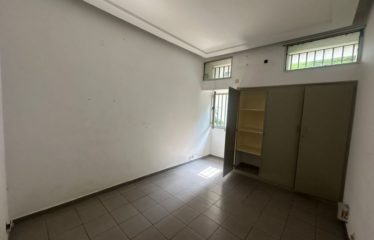 ABIDJAN COCODY : Location villa basse 5 pièces avec piscine