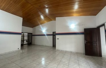 ABIDJAN COCODY : Location villa basse 5 pièces