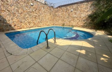 ABIDJAN COCODY : Location villa duplex 5 pièces