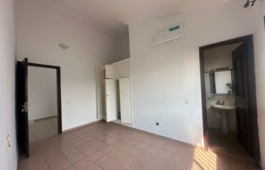 ABIDJAN COCODY : Location villa duplex 5 pièces