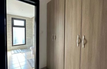 ABIDJAN COCODY : Location villa meublée 6 pièces avec piscine privée