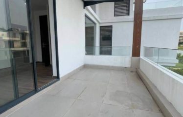 ABIDJAN COCODY : Location villa triplex 8 pièces