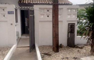 ABIDJAN ANGRÉ : Villa basse 3 pièces à vendre