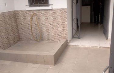 ABIDJAN ANGRÉ : Villa basse 3 pièces à vendre