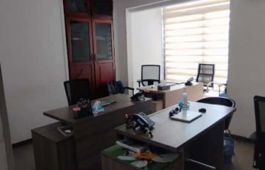 ABIDJAN PLATEAU: 5-room apartment for sale