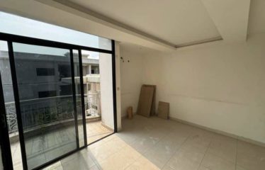 ABIDJAN COCODY : Vente villa duplex 5 pièces + annexe 2 pièces avec jardin