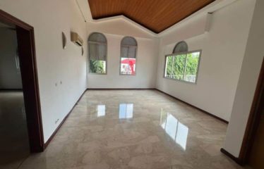 ABIDJAN COCODY : Location villa duplex 8 pièces – Riviera Golf