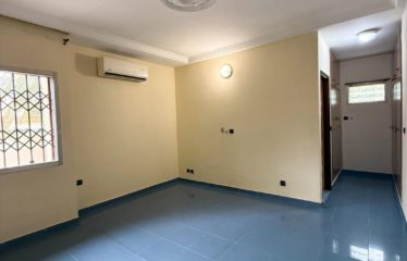 ABIDJAN COCODY : Location villa 6 pièces avec jardin | Riviera Bonoumin