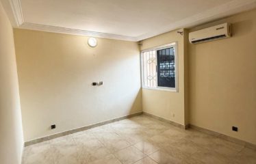 ABIDJAN COCODY : Location villa 6 pièces avec jardin | Riviera Bonoumin