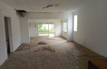 ABIDJAN COCODY: Land for sale, 700 m2 with building