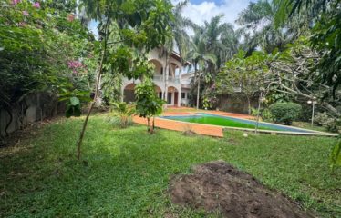 ABIDJAN COCODY: 8-room duplex villa for rent