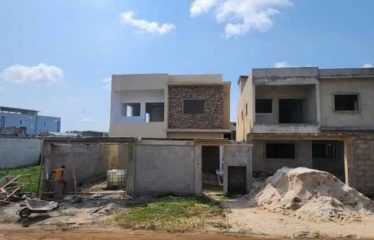 ABIDJAN BINGERVILLE: 5-room duplex villa for sale