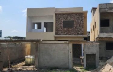 ABIDJAN BINGERVILLE: 5-room duplex villa for sale