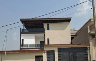 ABIDJAN COCODY : Vente très belle villa duplex 6 pièces