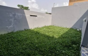 ABIDJAN COCODY : Vente très belle villa duplex 6 pièces