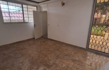 ABIDJAN COCODY : Location villa duplex 8 pièces