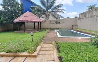 ABIDJAN COCODY : Location villa duplex 8 pièces