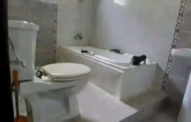 ABIDJAN COCODY : Location villa 10 pièces