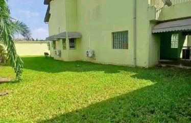ABIDJAN COCODY : Location villa 10 pièces