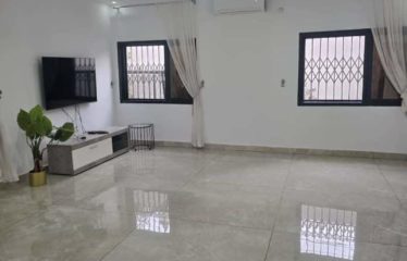 ABIDJAN COCODY : Vente villa triplex 13 pièces