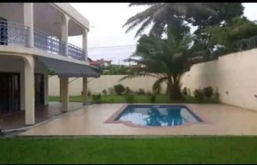 ABIDJAN COCODY : Location villa 10 pièces