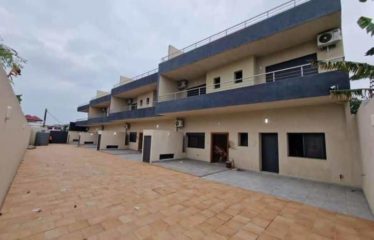 ABIDJAN COCODY : Location villas jumelées 6 pièces