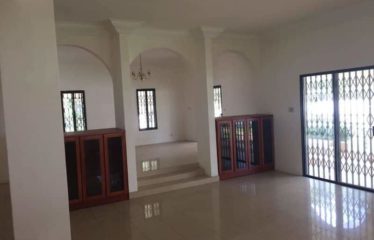 ABIDJAN COCODY : Location villa duplex de standing