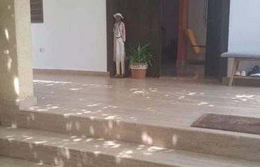 GRAND-BASSAM : Location villa duplex 4 pièces
