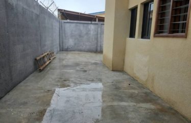 GRAND-BASSAM : Location villa duplex 4 pièces