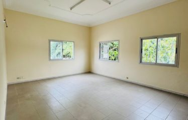 ABIDJAN ANGRÉ: 12-room duplex house for rent