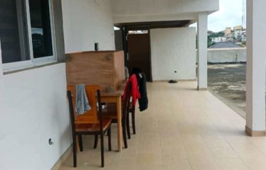 ABIDJAN COCODY: Triplex villa rental