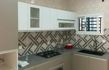 ABIDJAN COCODY: Triplex villa rental