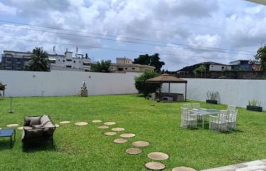 ABIDJAN COCODY : Location villa duplex 7 pièces
