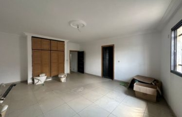 ABIDJAN COCODY : Vente magnifique villa duplex 6 pièces