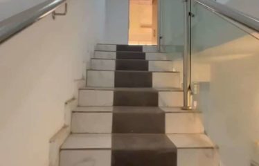 ABIDJAN BINGERVILLE : Vente d&rsquo;une magnifique villa duplex de 5 pièces