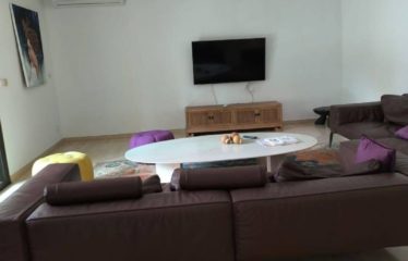 ABIDJAN COCODY : Location très belle villa duplex 5 pièces