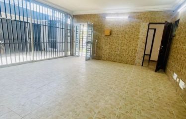 ABIDJAN COCODY : Location villa 18 pièces