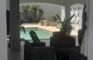 WARANG : Villa atypique à vendre 5 pièces à 10 mn de la plage