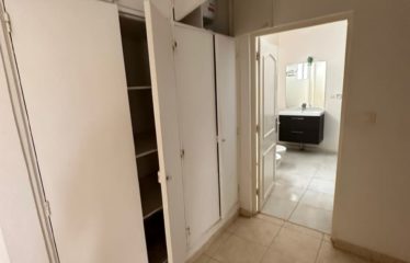 DAKAR ALMADIES : Villa à louer 4 chambres