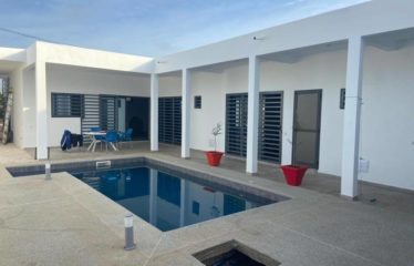 SOMONE : Belle villa plain-pied de 3 chambres avec piscine