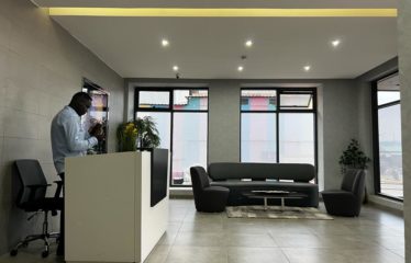 DAKAR SACRÉ-COEUR : Plateaux de bureaux à louer