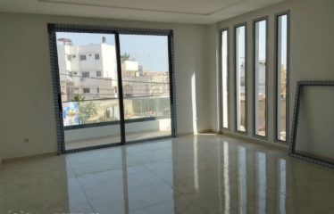 DAKAR MAMELLES : Luxueux appartement F4 à louer