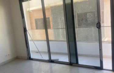 DAKAR POINT-E : Appartement 3 pièces à louer