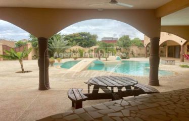 SOMONE : Villa à vendre 235 m²