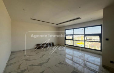 DAKAR MERMOZ : Penthouse Neuf à Mermoz de 388m² à louer