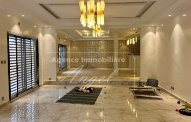 DAKAR ALMADIES : Villa à louer 230 m²