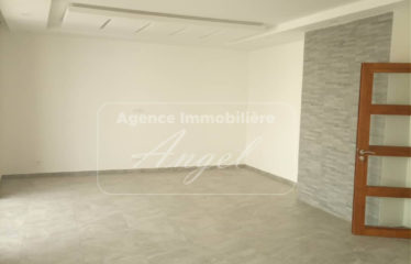 DAKAR MERMOZ : Appartement de type F5 à louer à Sotrac 3ème étage